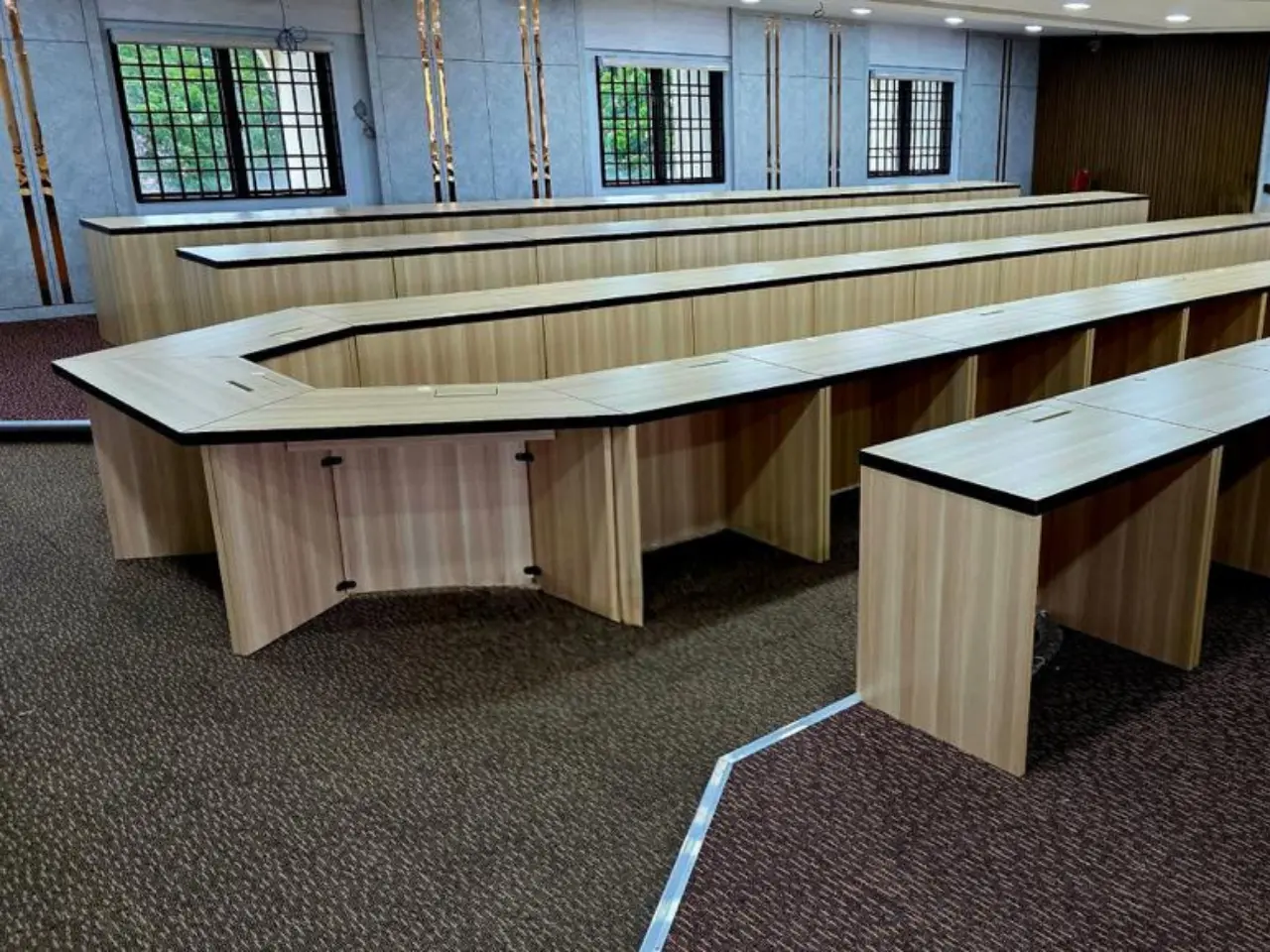 Office Furniture Table Office Chair Workart Officeland Custom Table